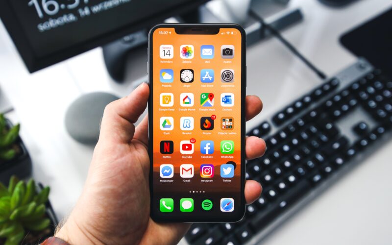 Is the iPhone XS Max Still Worth it in 2021